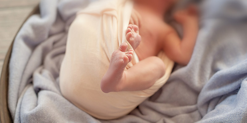 newborn-babys-foot