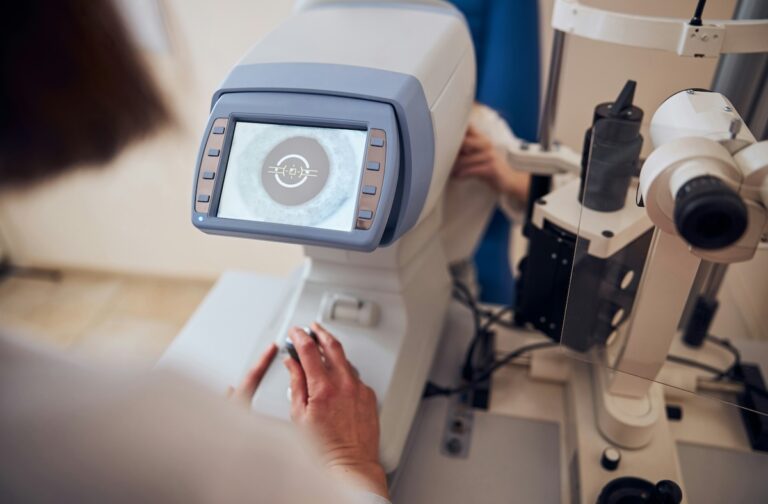When Should You See an Ophthalmologist?